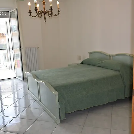 A * Mola di Bari
