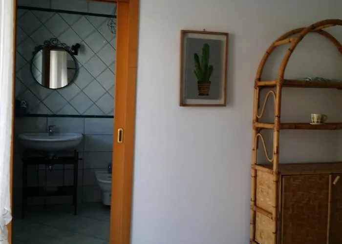 A * Mola di Bari